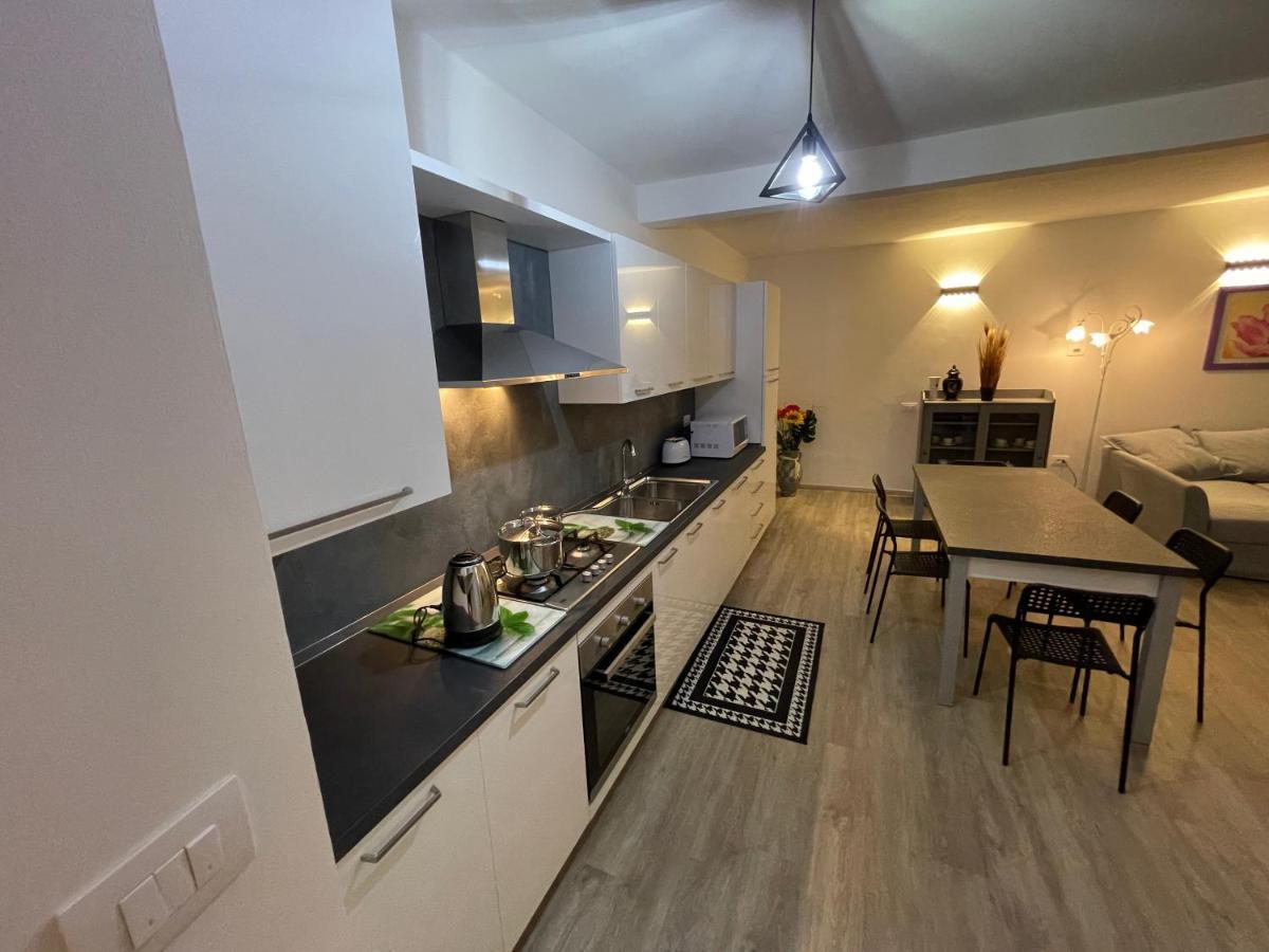Casa Vacanza Revolta เตรนโต ภายนอก รูปภาพ