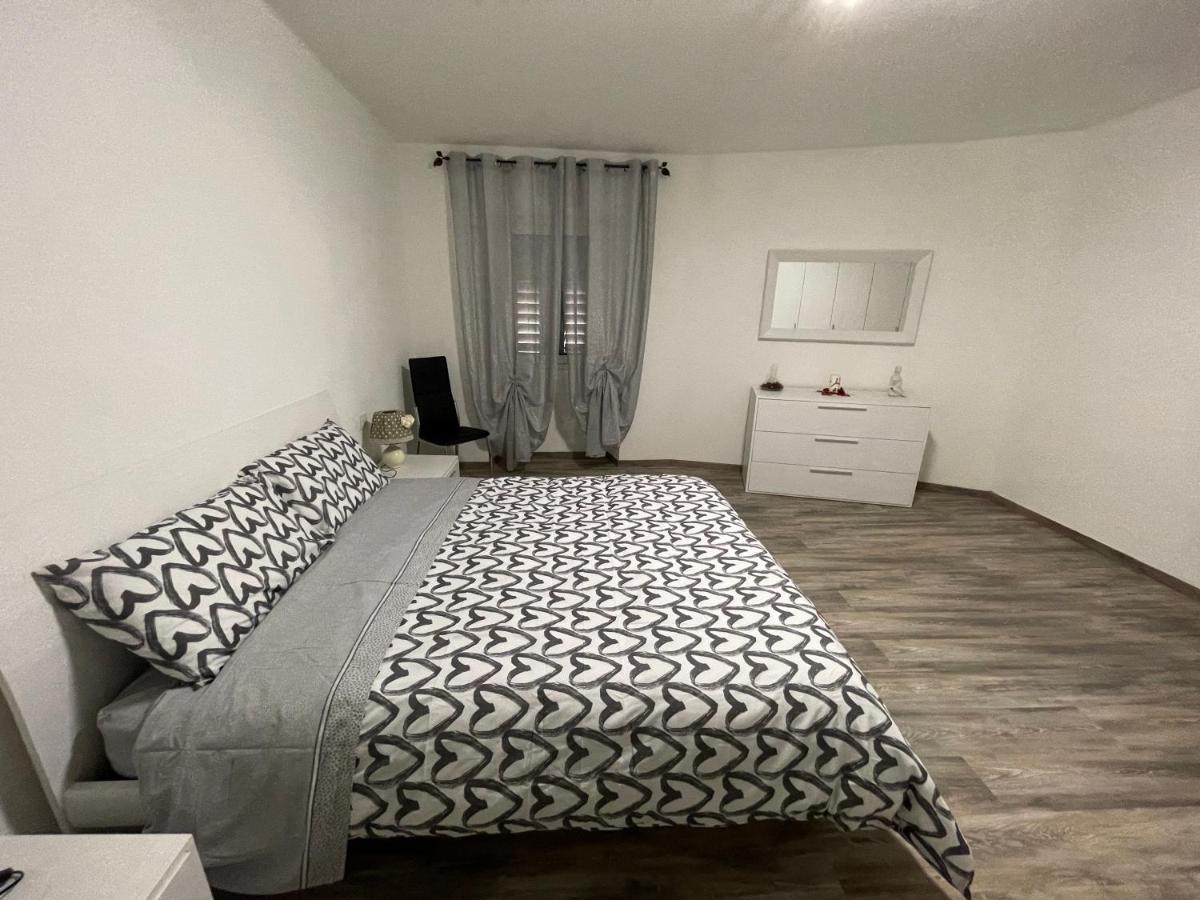 Casa Vacanza Revolta เตรนโต ภายนอก รูปภาพ
